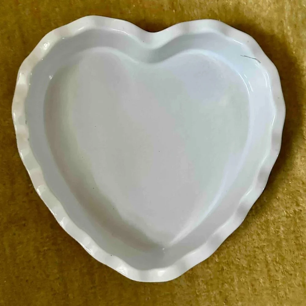 Emile Henry Large Red Heart Baking Dish Ovenproof High Heat Ceramic